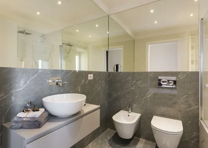 Porta Rossa Exclusive Apartment *